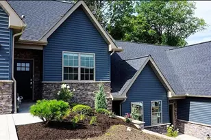 101 Hemingway Ln, Kennedy Township, PA 15108 - Photo 1