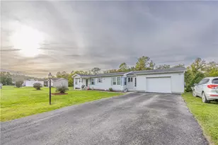208 Florence Dr, Menallen Township, PA 15401 - Photo 22