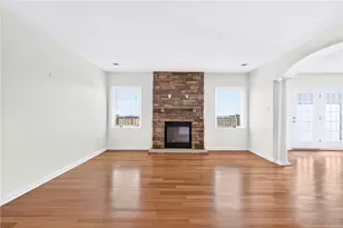 11 Grant Ave, Donora, PA 15033 - Photo 12