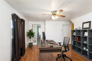 1112 Boni Dr, Pittsburgh, PA 15236 - Photo 8