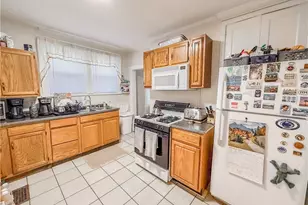 2716 Pioneer Ave, Pittsburgh, PA 15226 - Photo 8