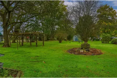 629 Lancaster Rd, Franklin Township, PA 16123 - Photo 14