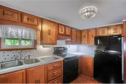 629 Lancaster Rd, Franklin Township, PA 16123 - Photo 38