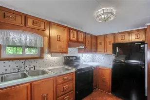 629 Lancaster Rd, Franklin Township, PA 16123 - Photo 38