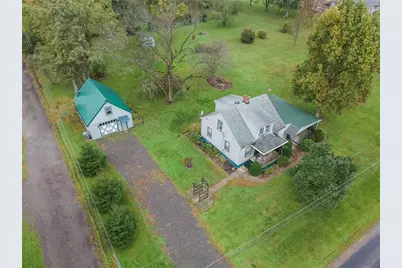 629 Lancaster Rd, Franklin Township, PA 16123 - Photo 2