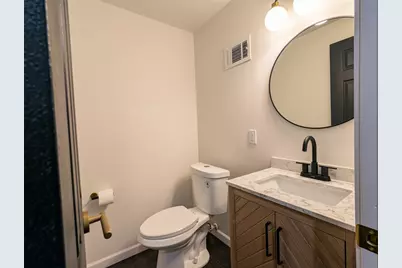 226 Havenhill Dr, Twp of But SW, PA 16001 - Photo 12