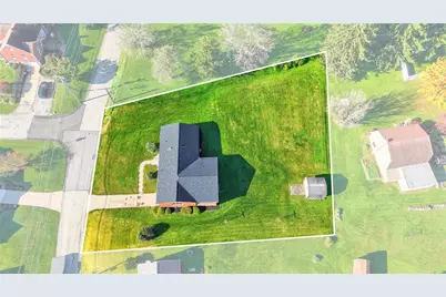 801 Gladden Rd, Canonsburg, PA 15317 - Photo 2