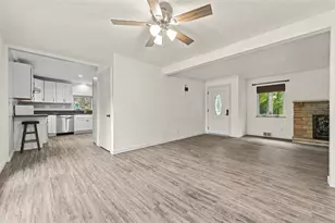 205 Woodside Dr, South Strabane, PA 15301 - Photo 8