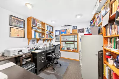 1254 McKnight Dr, Bethel Park, PA 15102 - Photo 20