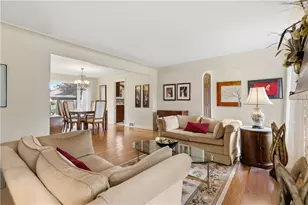 135 Windy Ghoul Dr, Brighton Township, PA 15009 - Photo 6