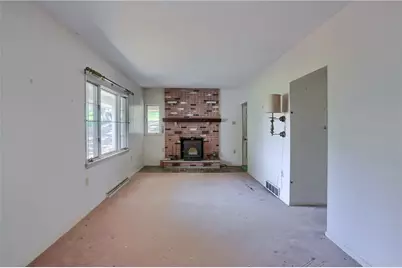 423 Little Creek Rd, Harmony Boro, PA 16037 - Photo 18
