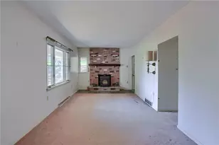 423 Little Creek Rd, Harmony Boro, PA 16037 - Photo 18