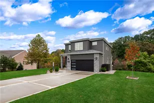 2224 Shannon Mills Dr, Connoquenessing Township, PA 16053 - Photo 2