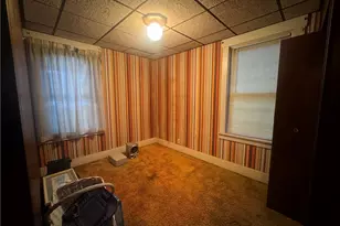 4052 Franklin Rd, Pittsburgh, PA 15214 - Photo 14