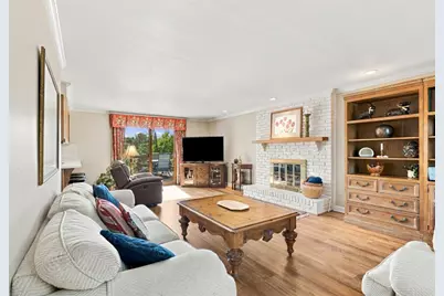 950 Broad Meadow Drive, Pittsburgh, PA 15237 - Photo 2