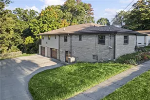 28 Richard St, Kennedy Township, PA 15108 - Photo 2