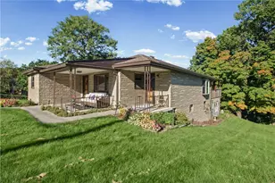 28 Richard St, Kennedy Township, PA 15108 - Photo 1