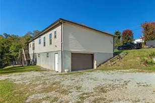114 Limestone Hill Rd, Connellsville, PA 15425 - Photo 2