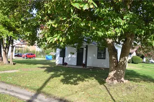 811 S Pittsburgh St, Connellsville, PA 15425 - Photo 4
