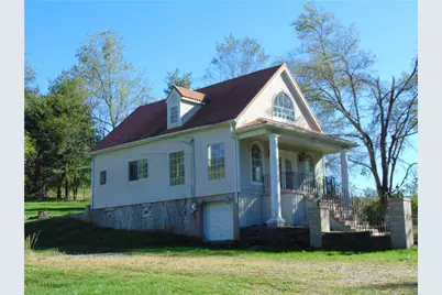 5166 Mountain Top Ln, Forward Township, PA 15037 - Photo 2