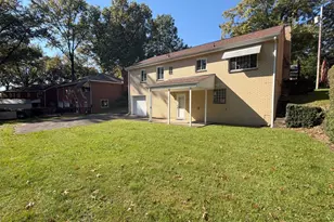 2034 W Kendon Dr, Pittsburgh, PA 15221 - Photo 28
