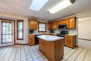 902 Clayton St, Hempfield Township, PA 15601 - Photo 24