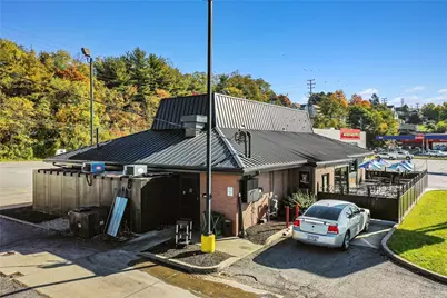 810 Ohio River Blvd, Rochester, PA 15074 - Photo 24