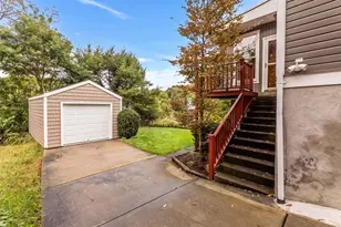 7 Stanwood St, Pittsburgh, PA 15205 - Photo 2