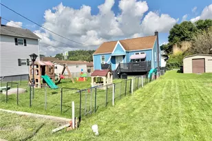 835 Graham St, Belle Vernon, PA 15012 - Photo 4