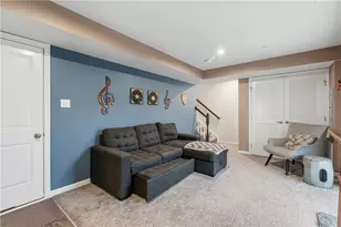 4056 Crown Dr, South Park, PA 15129 - Photo 20