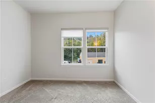 4056 Crown Dr, South Park, PA 15129 - Photo 14