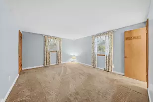 335 Catalina Dr, Pittsburgh, PA 15241 - Photo 16