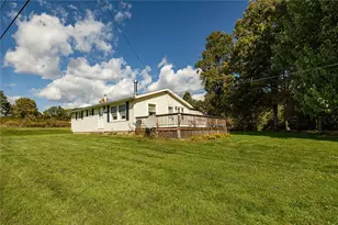 308 Bradley Rd, Worth Township, PA 16153 - Photo 4