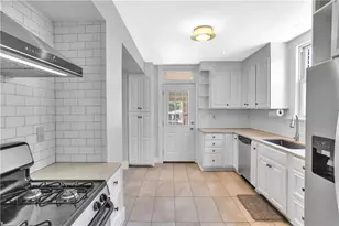808 10th St, Ambridge, PA 15003 - Photo 10