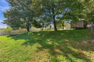 122 Sunrise Dr, Penn Twp, PA 15642 - Photo 28