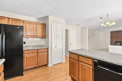 527 Pine Bluff Drive, Adams Township, PA 16046 - Photo 12