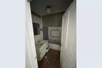 846 Florence Ave, East McKeesport, PA 15035 - Photo 6