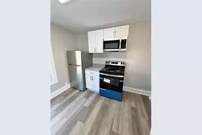 422 Glen Ave #2, Ellwood City, PA 16117 - Photo 10