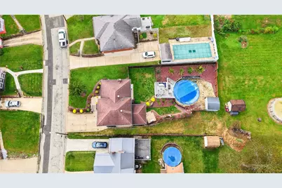 28 Pennsylvania Blvd, Monessen, PA 15062 - Photo 2