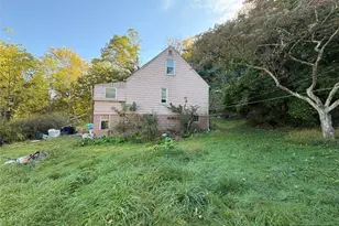 292 Saunders Station Rd, Level Green, PA 15085 - Photo 14
