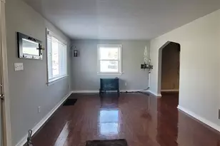 330 Wilcox St, Carnegie, PA 15106 - Photo 2