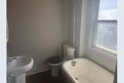 855 Vankirk Street, Clairton, PA 15025 - Photo 4