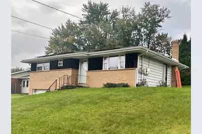 152 Autumn Dr, Twp of But SE, PA 16001 - Photo 2