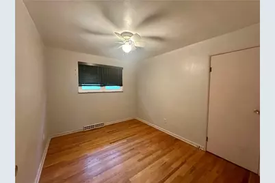 152 Autumn Dr, Twp of But SE, PA 16001 - Photo 22