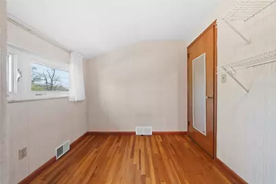 956 Lindsay Rd, Scott Township, PA 15106 - Photo 32