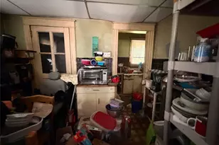 927 Clyde St, Wampum, PA 16157 - Photo 6