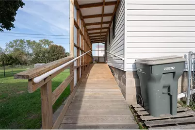 700 W 1st Ave, Derry Township, PA 15627 - Photo 24