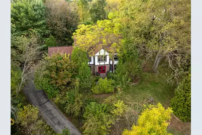 106 Wedgewood Ct, Hempfield Township, PA 15644 - Photo 2