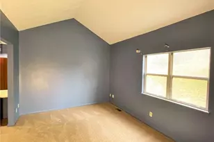 118 Old Village Ln, Bethel Park, PA 15102 - Photo 16