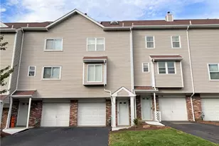 118 Old Village Ln, Bethel Park, PA 15102 - Photo 1